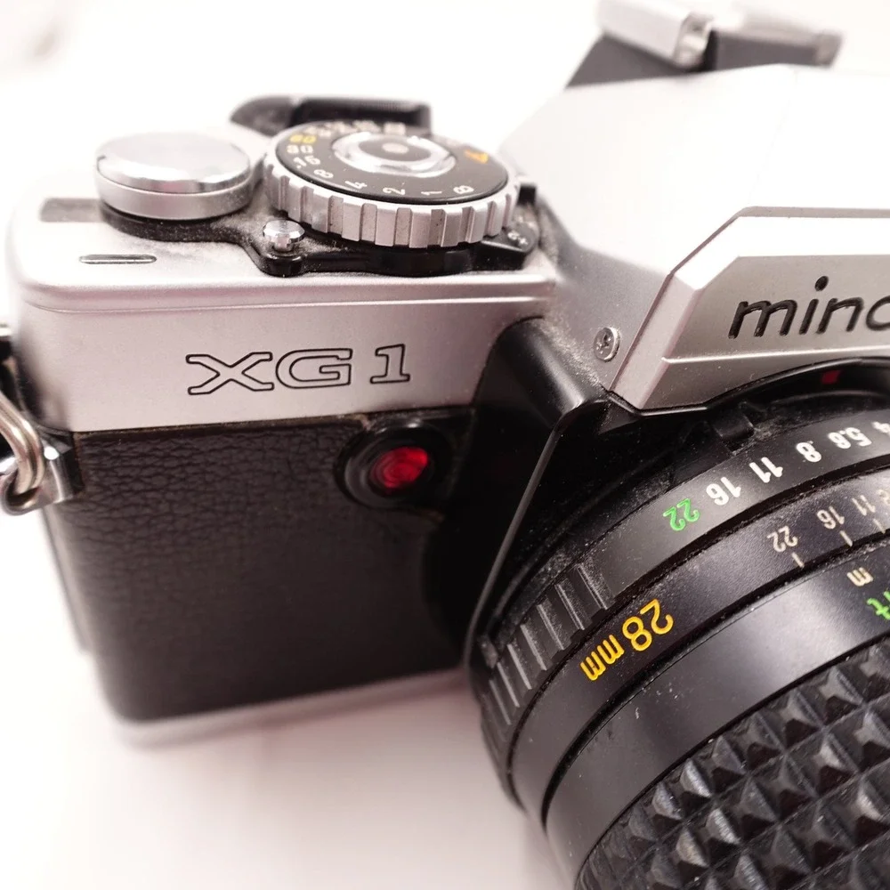 Vintage Minolta XG1 35mm SLR Film Camera Rokkor-X 28mm f2.8 Lens Retro JAPAN
